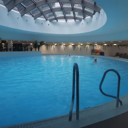 Miodowy Apartament W Hanza Tower -Sauna&Pool Stettin Exterior foto