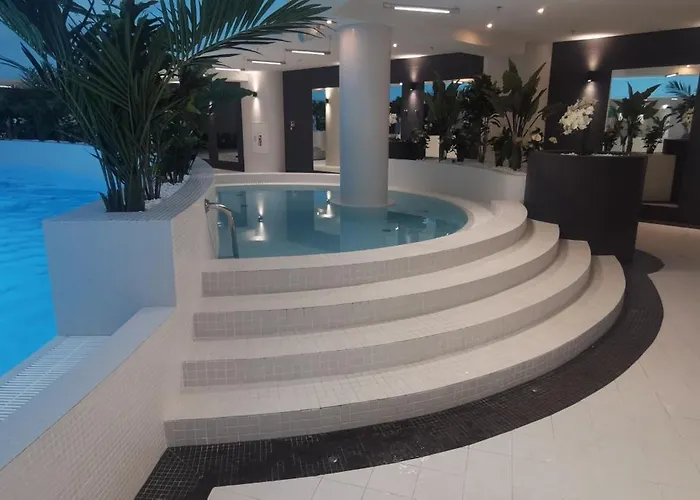 Miodowy Apartament W Hanza Tower -Sauna&Pool